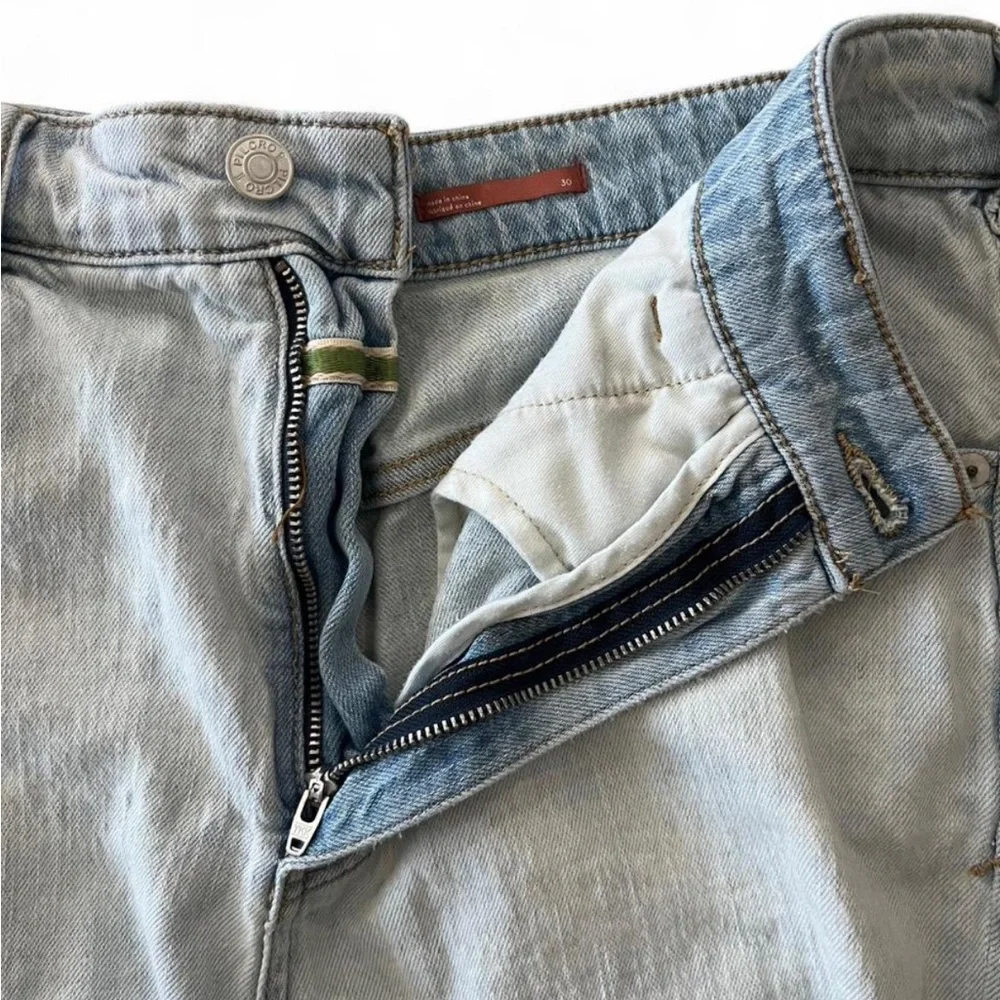 Pilcro and the Letterpress Anthropologie Distressed High-Waisted LightWash Short - Picture 5 of 7